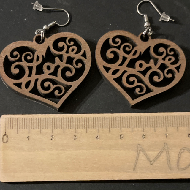 Boucle Love en noyer 