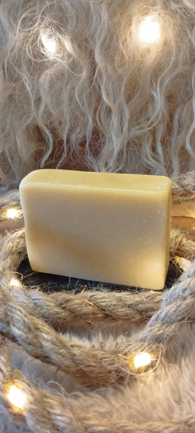 Savon au lait de brebis Le Pitchounou