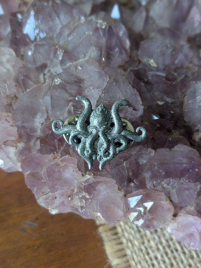 Pin's cthulhu