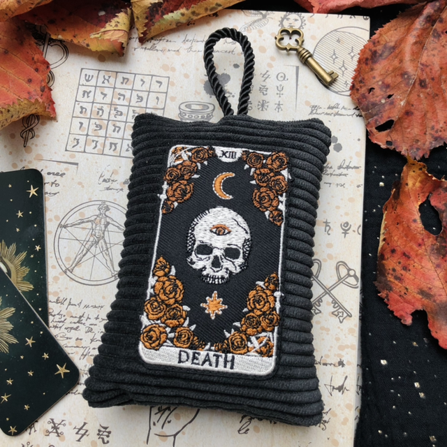 Amulette Noire - Arcane XIII du tarot - La mort 