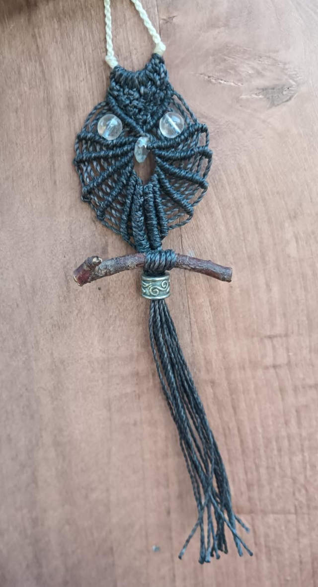 Chouette macramé cristal de roche (collier) 