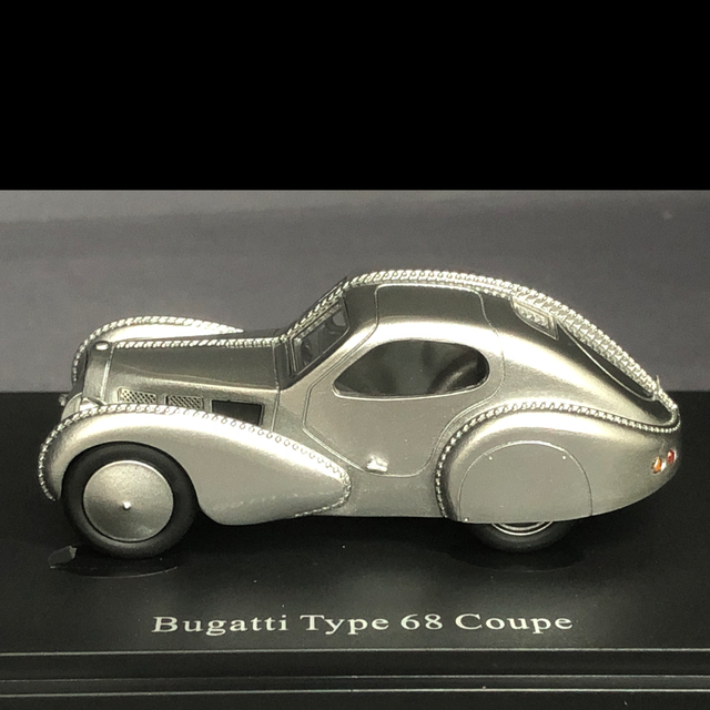 Bugatti Type 68 Coupé AutoCult 1:43
