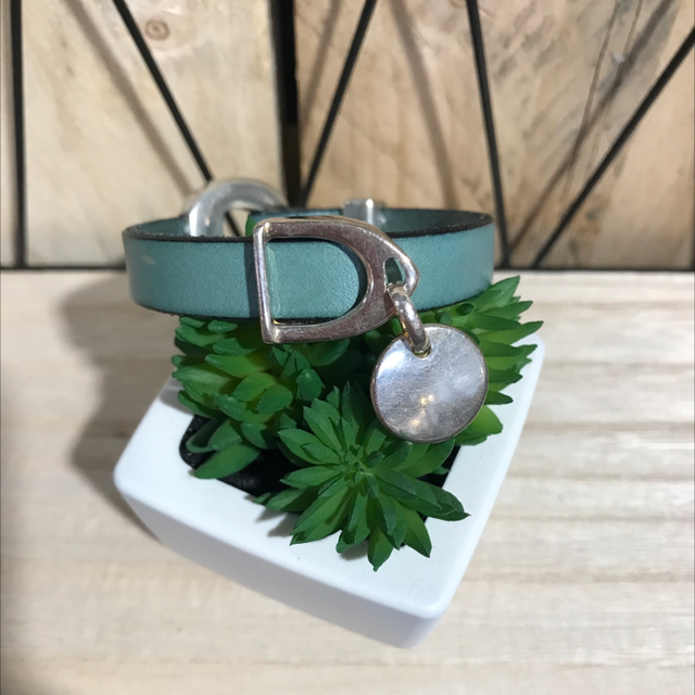 Bracelet L’Etrier avec Médaillon en cuir