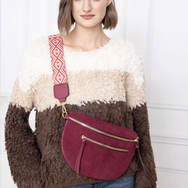 Sacoche couleur bordeaux 