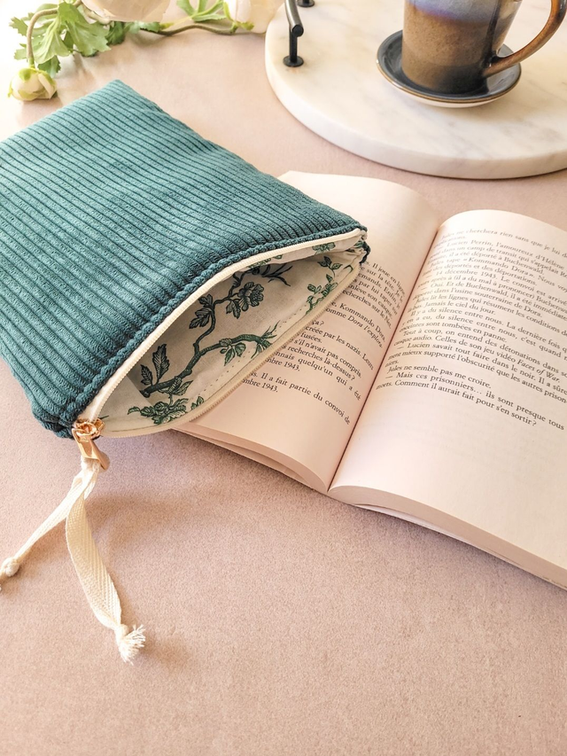 Pochette à livre Mila velours vert sapin