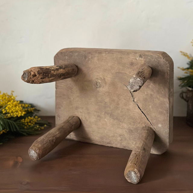 le tabouret rustique