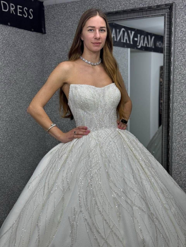 Robe de Mariée Princesse Col Coeur Brillante Longue Traîne/ Réf : RMP12