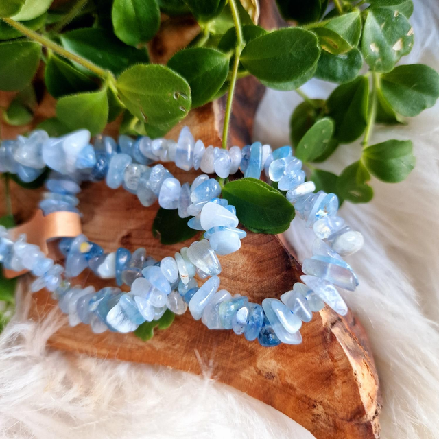 Aquamarine chip bracelet 