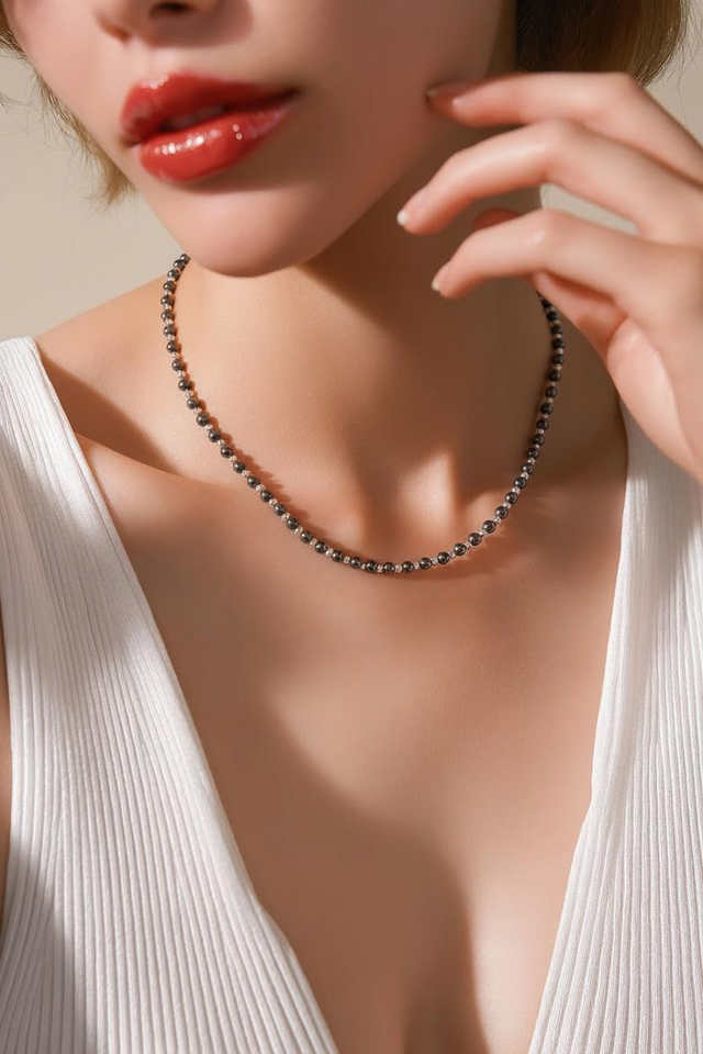 "Hématite" - Collier perles 4mm - C-007