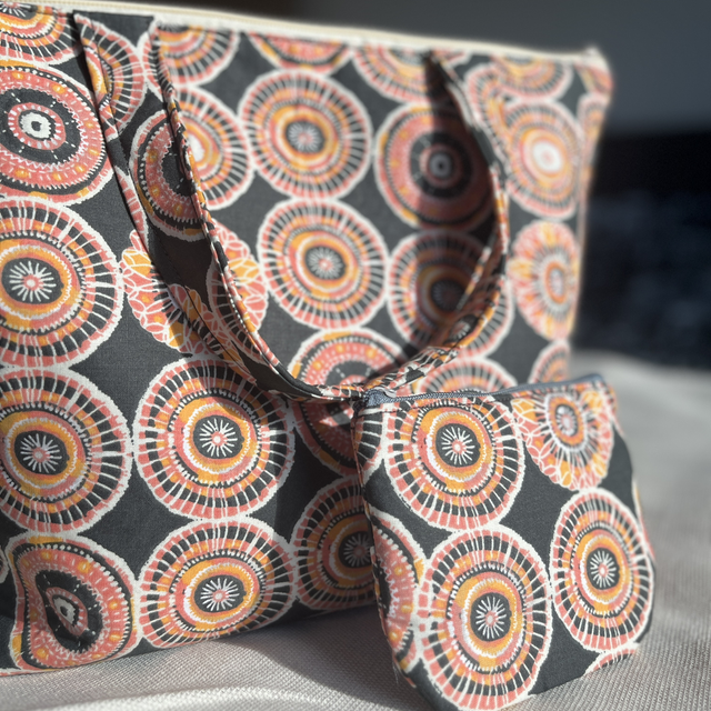 Tote Bag mit Reißverschluss - Ethno Kreise – anthrazit