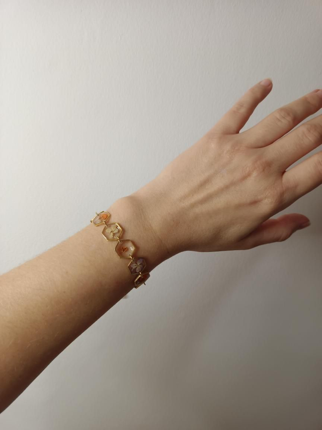 Bracelets fleurs oranges et blanches