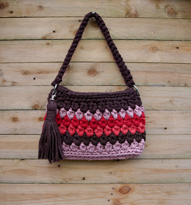 Sac à main, au crochet, réalisation artisanale créateur (handmade)