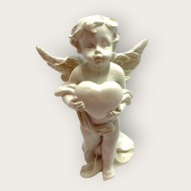 Statuette Ange avec Cœur. Aléatoire 