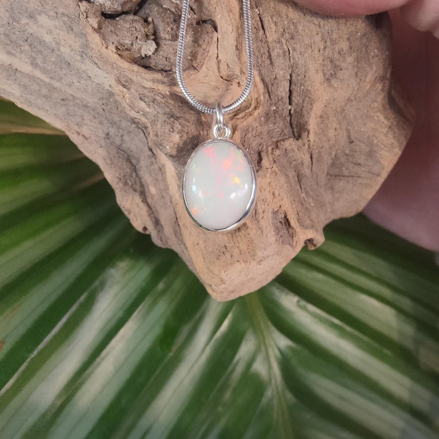 Pendentif Opale Welo