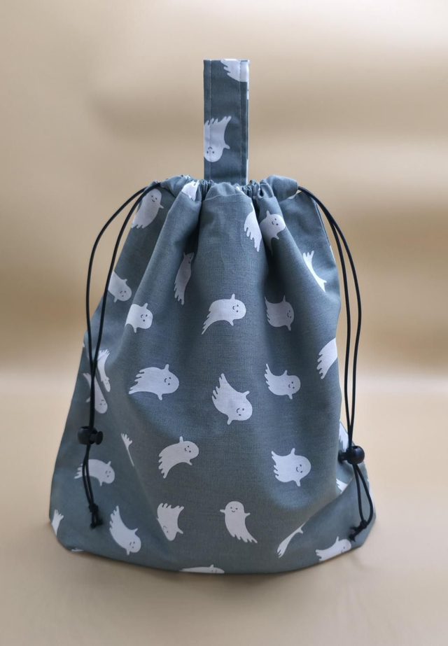 Smiley ghost Drawstring Bag