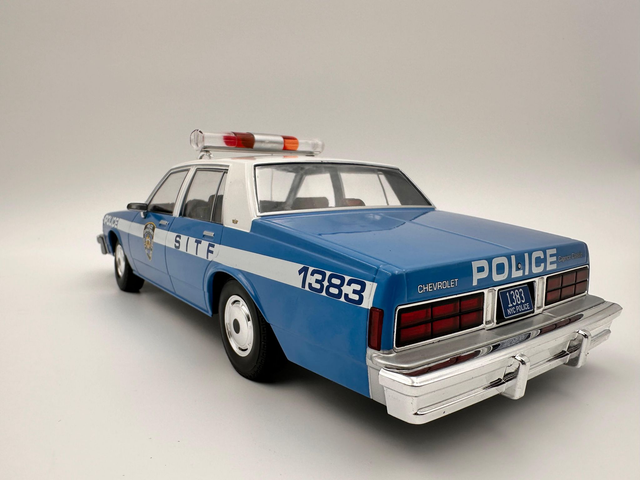  Chevrolet Caprice - NYPD model car 1987 - Scale- 1:18