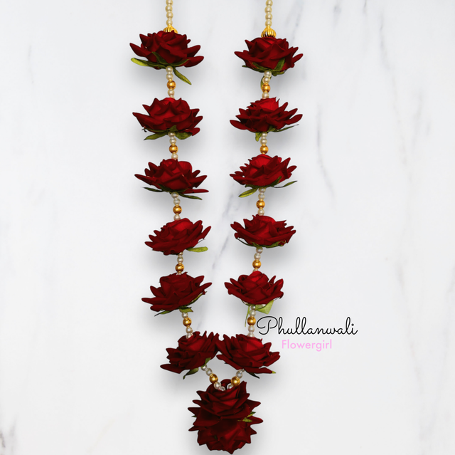 Velvet Rose Groom Garland