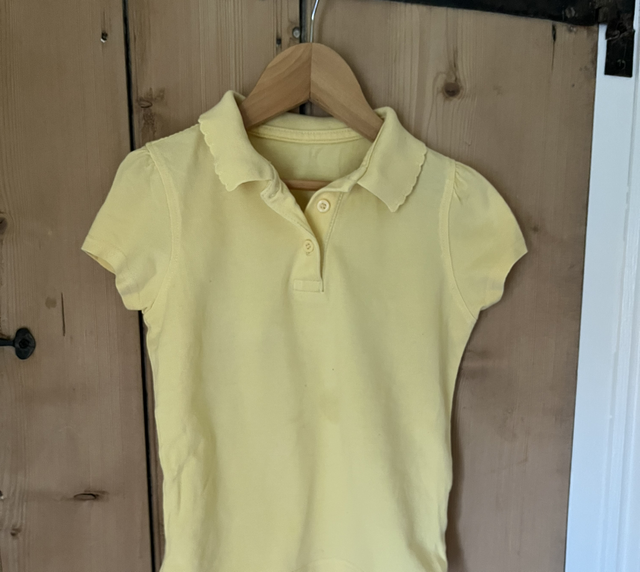 Yellow / Gold polo shirt 4-5 years (girls)