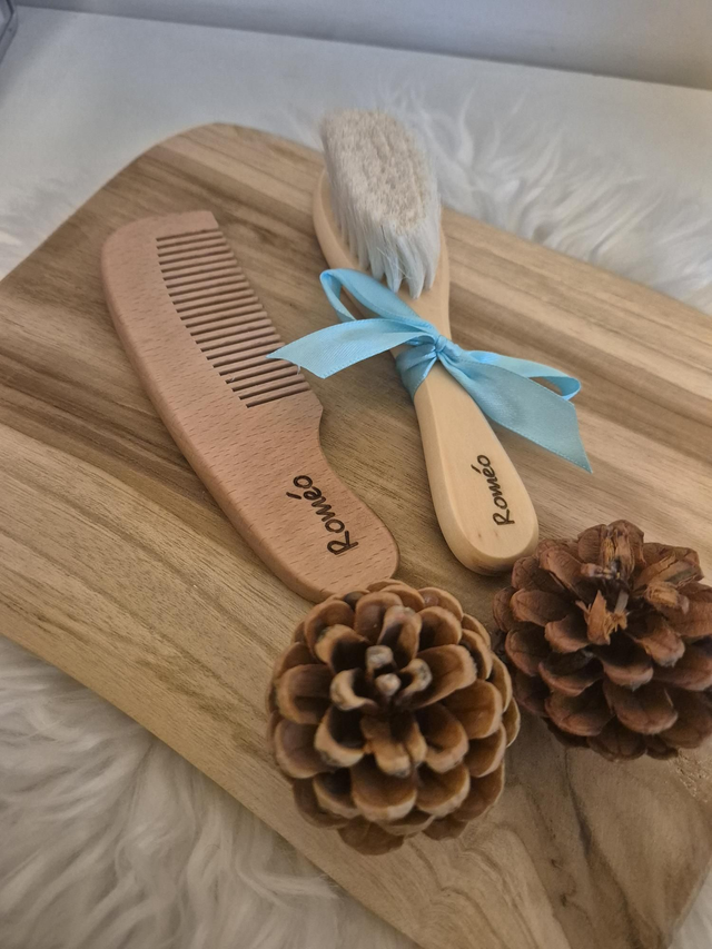 Kit brosse + peigne bébé 