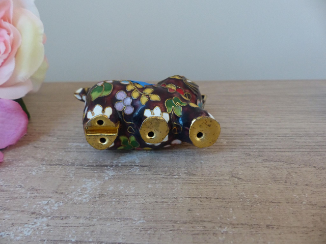 Figurine Chat Cloisonné Vintage – Chaton Floral en Métal Émaillé des Années 1980