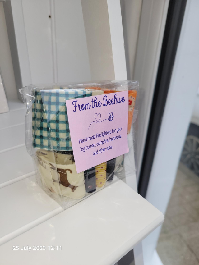 Beeswax firelighters