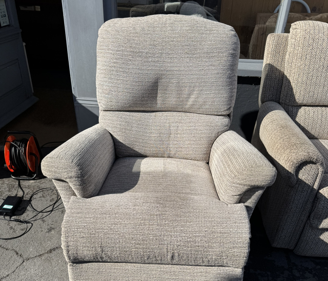 Sherborne Touch Stop Rise And Recline Armchair