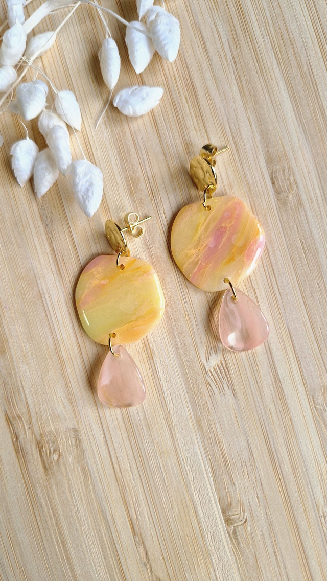 Divine - Collection Été Enflammé - Boucles d'oreilles en pâte polymère et résine. 