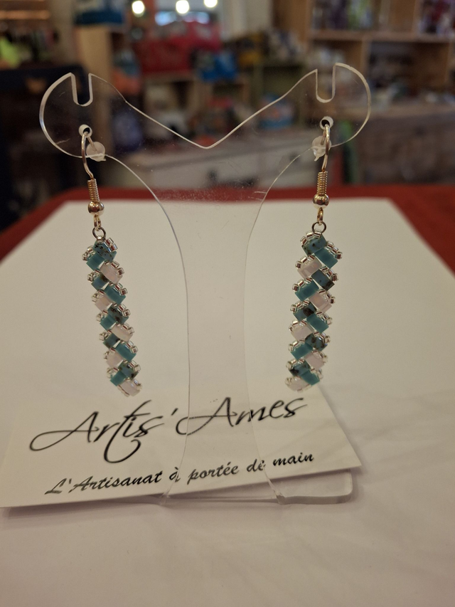 Boucles d'oreilles longues tyla bleu turquoise