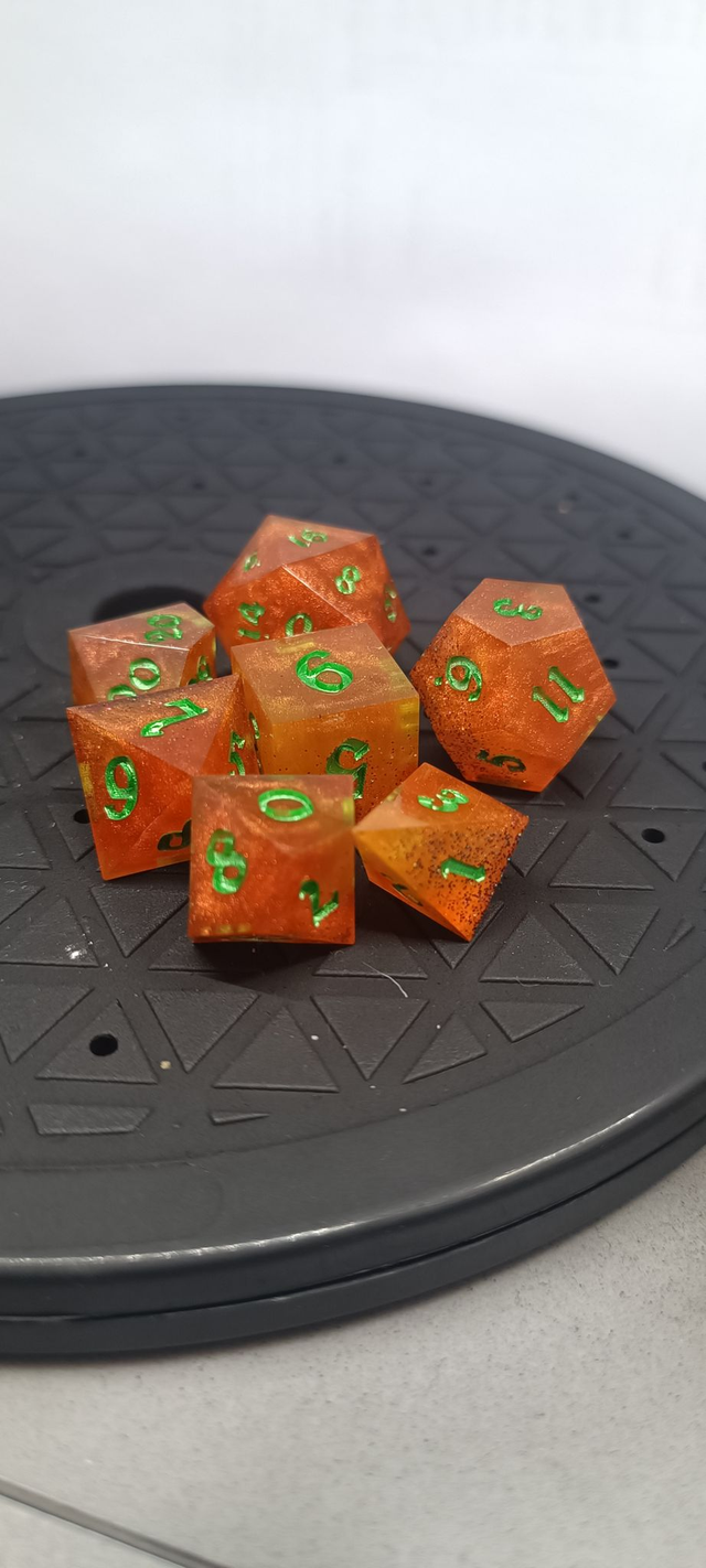 "Amber Sap" Dice Set