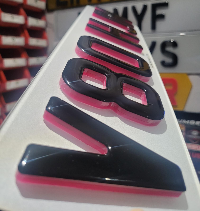 6mm Pink 4D with Black Gel