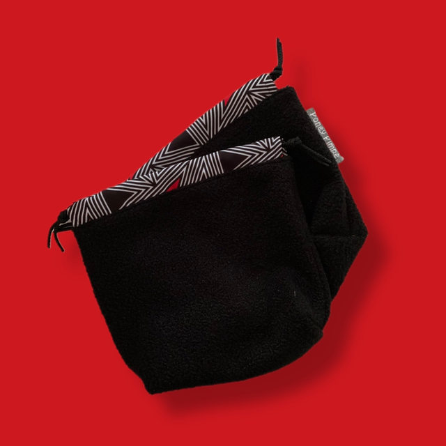 Pochons d’étrier géométrique