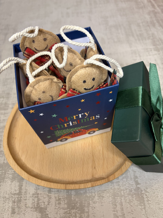 Bonhomme Pti biscuit Pain d’épice - feutrine et bouton vintage