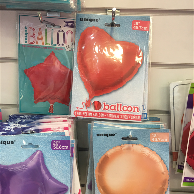 Colour balloons with helium 