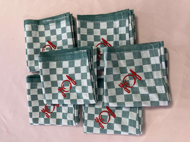Serviettes de table brodées