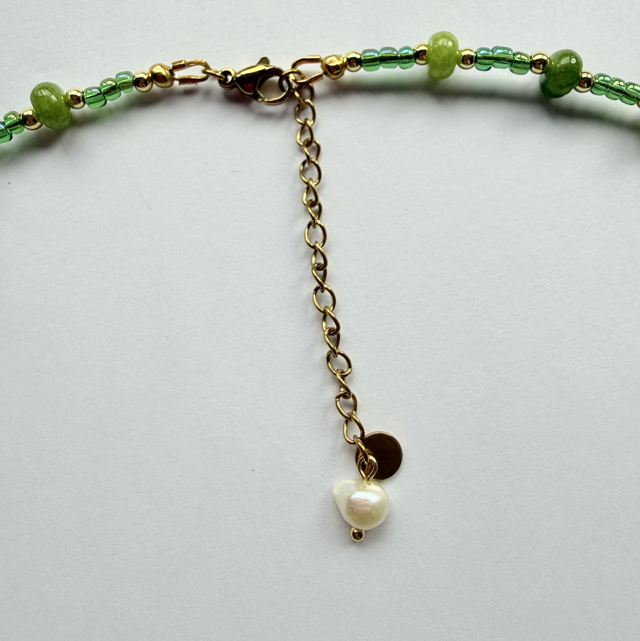 IVY - Green Beaded Choker Style Necklace