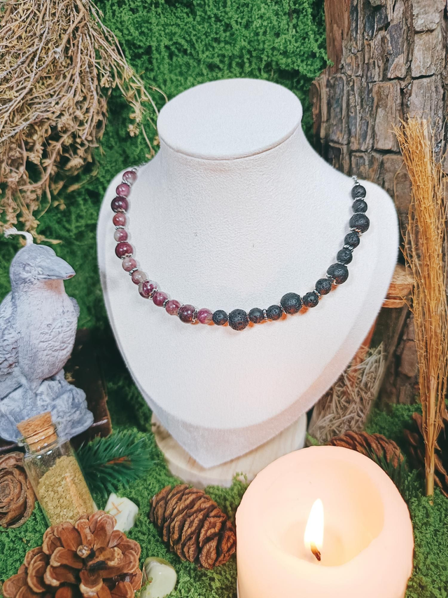 V - COLLIER - HEL (pièce unique)