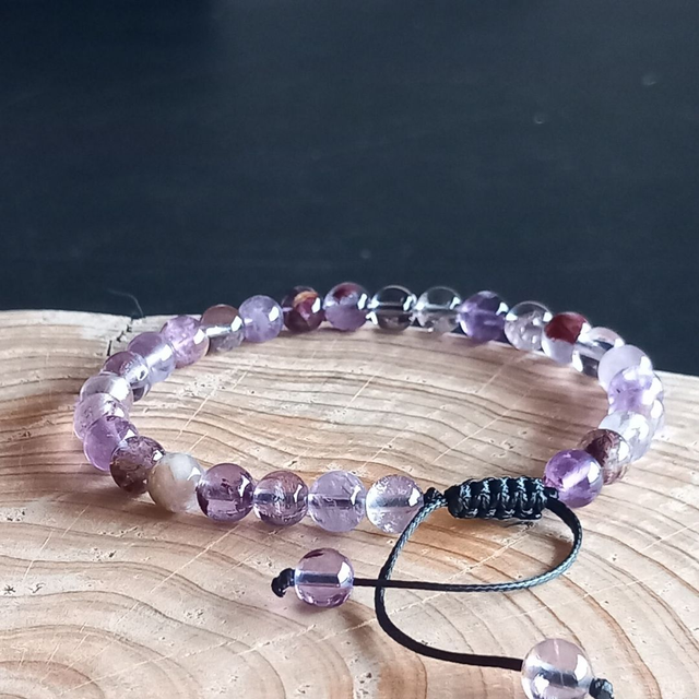 Bracelet ajustable en Cacoxénite (Super seven)