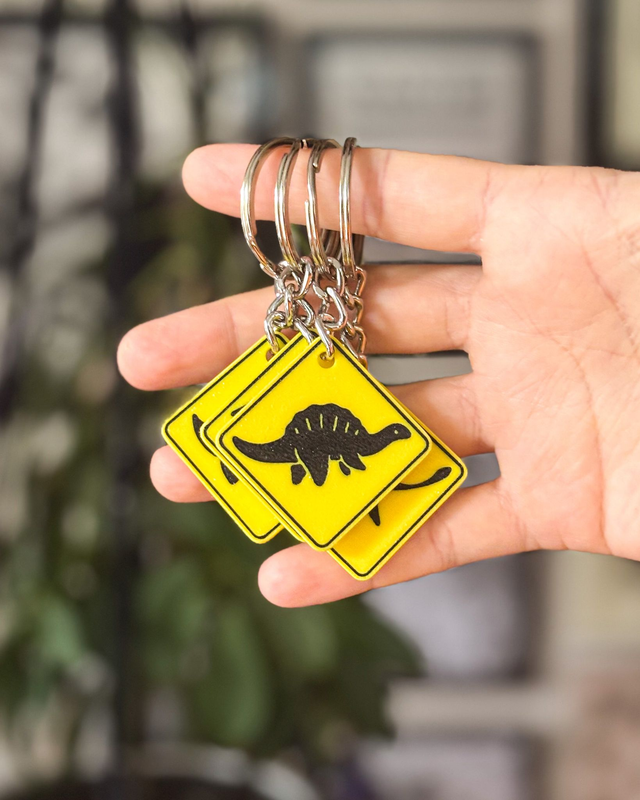 Brelok "Uwaga spinozaur!"