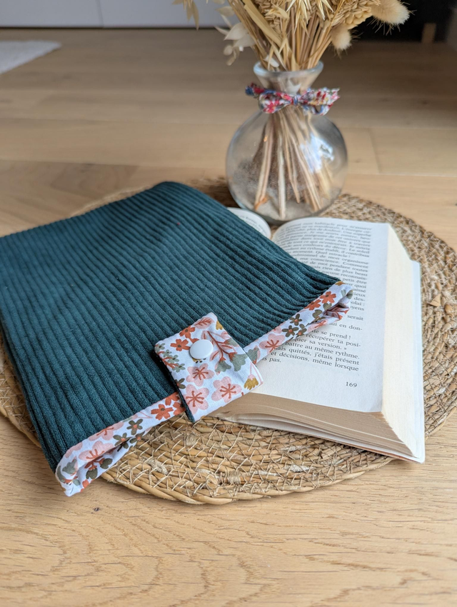 Pochette pour livre de poche 