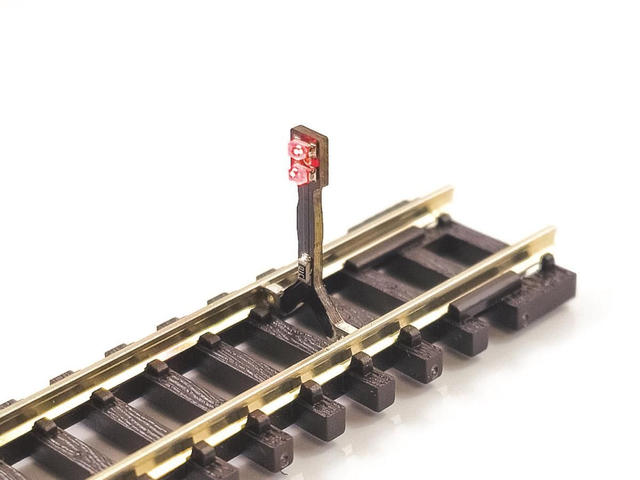 N Gauge Buffer Light (1)