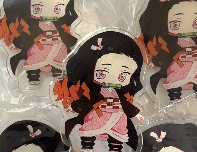 STAND ACRYLIQUE NEZUKO