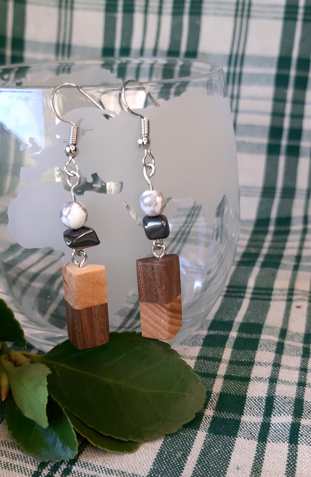 Boucles d'oreilles bois et pierres naturelles