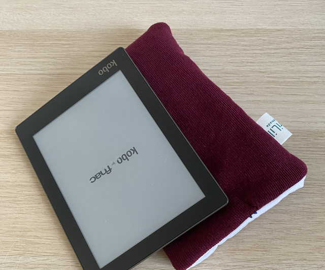 Pochette livre ou liseuse - Prune