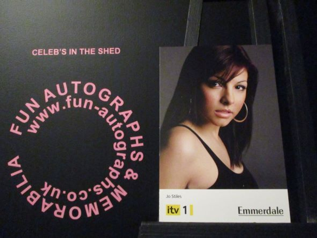 Roxanne Pallett (Jo Stiles) Original Emmerdale Yellow &amp; Black Itv1 Logo Cast Card