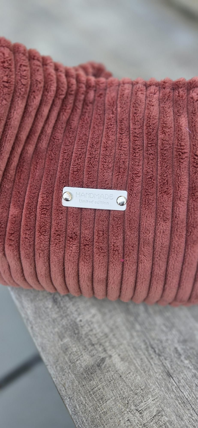 Sac à main porté épaule velours lie de vin