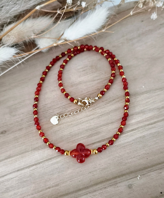 A Collier "Trèfle" Cornaline facettée