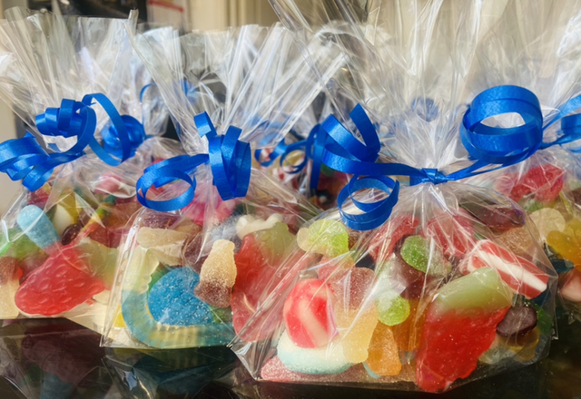 Sweet favour bundle £2 each bags x10