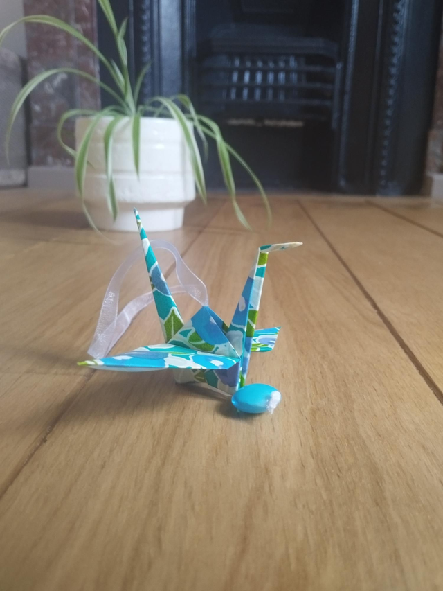 Suspension Origami – Grue de la Paix