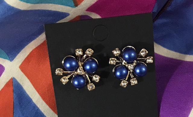 Blue Stud Earrings - STU110