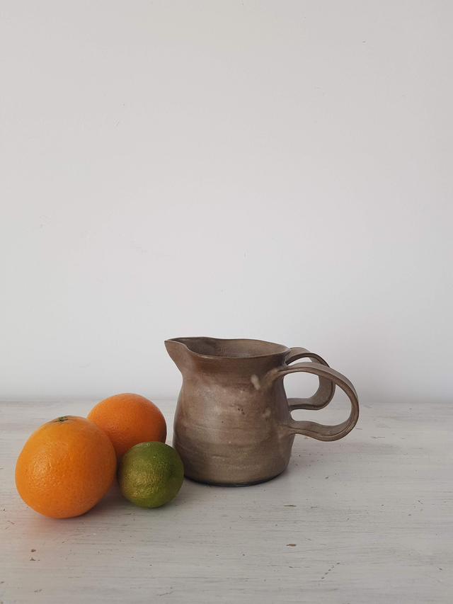 Carafe papillon effet cuir (taille M)